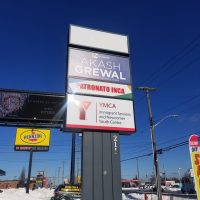 pylon signs